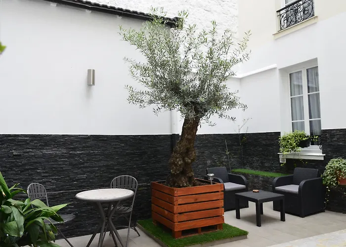 Hotel Le Twelve Parigi